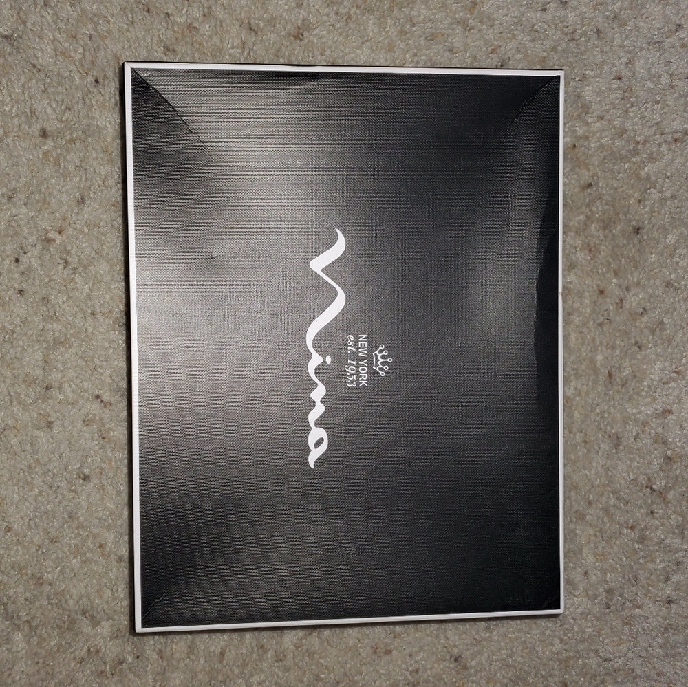 Nina women's shoe